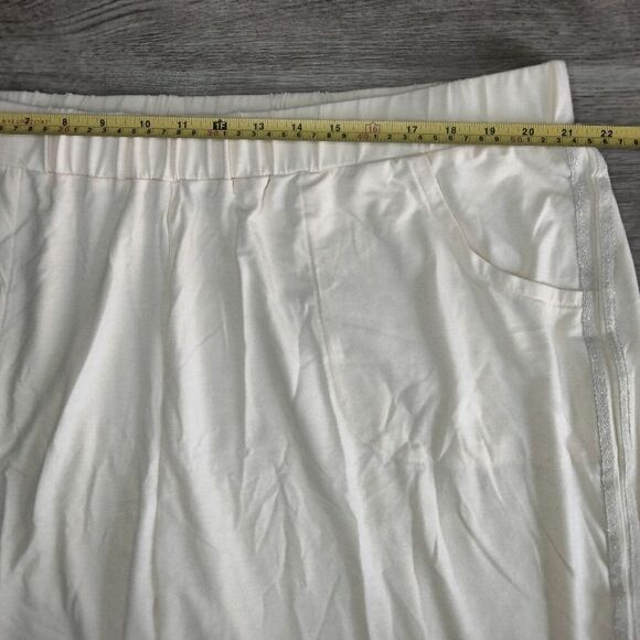 NWT Joan Boyce 2 Piece Outfit Cream Cold Shoulder Top Pants 2 XL - Picture 10 of 14